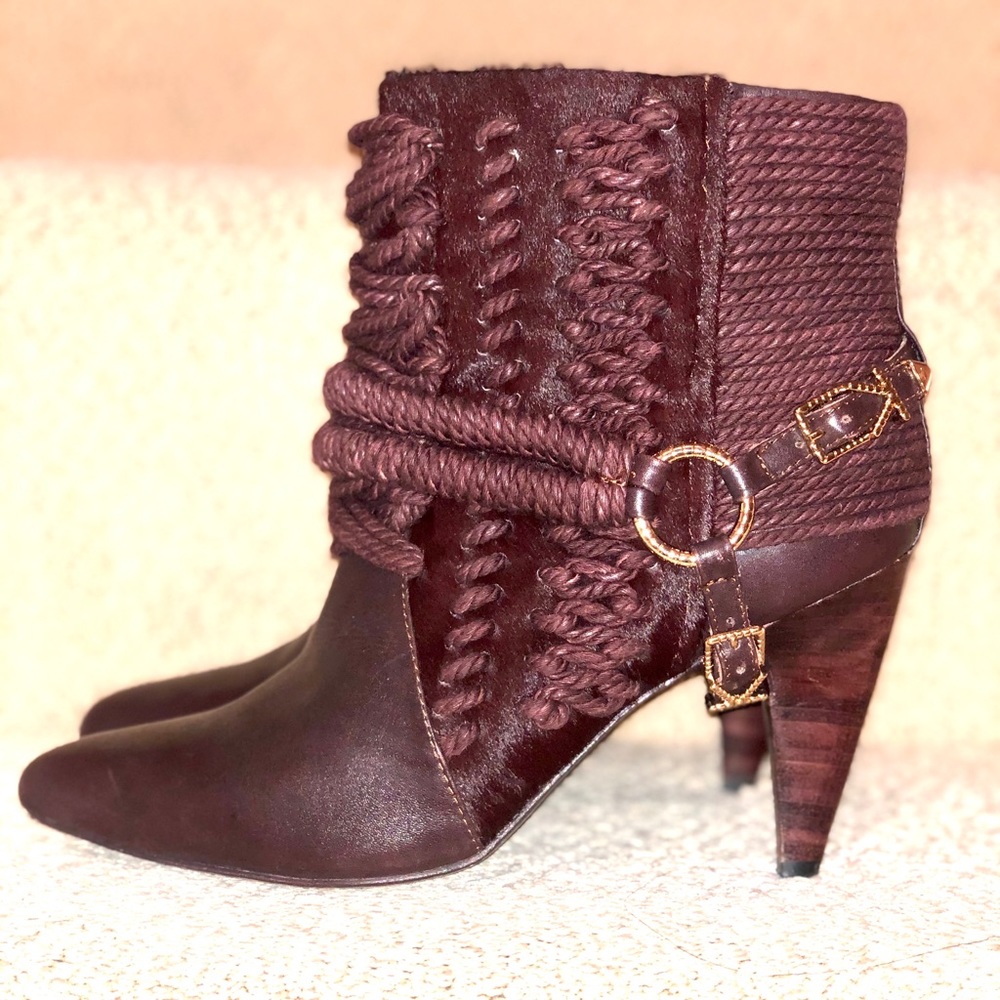 Burgundy Brown Ivy Kirzhner booties size 8